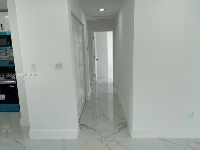 17231 NW 52nd Pl, Miami Gardens, FL 33055