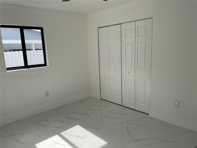 17231 NW 52nd Pl, Miami Gardens, FL 33055