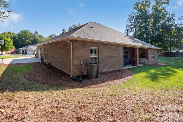 5073 Timberline Lane, Gastonia, NC 28056