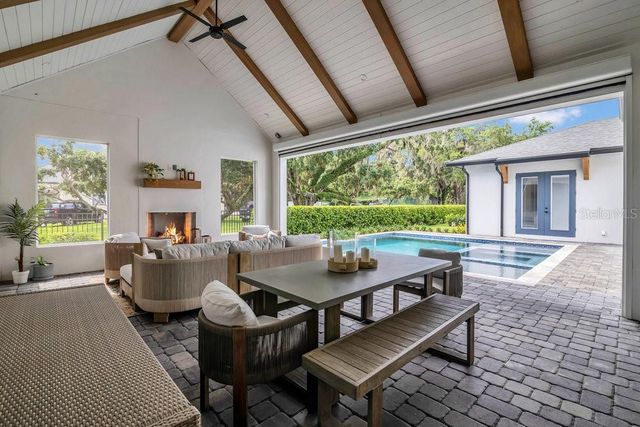 15198 E OAKLAND AVENUE, Winter Garden, FL 34787