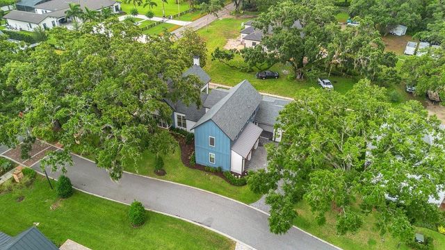 15198 E OAKLAND AVENUE, Winter Garden, FL 34787