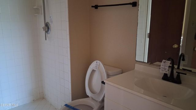 11663 CLEAR LAKE Circle, El Paso, TX 79936