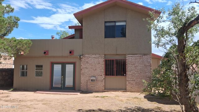 11663 CLEAR LAKE Circle, El Paso, TX 79936