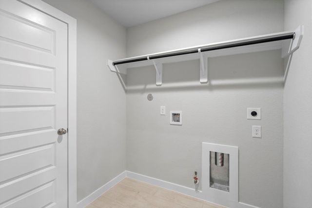 69 Shining Point Drive, Waller, TX 77484