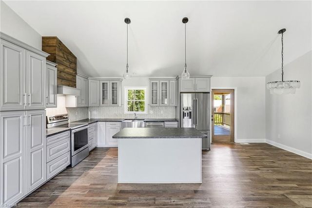 169 Old Brushy Drive, Lexington, NC 27292