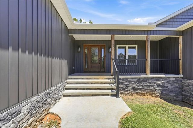 169 Old Brushy Drive, Lexington, NC 27292