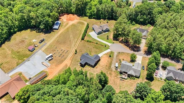 169 Old Brushy Drive, Lexington, NC 27292