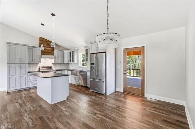 169 Old Brushy Drive, Lexington, NC 27292