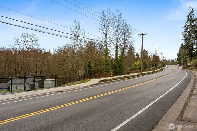 98 5th Avenue, Milton, WA 98354