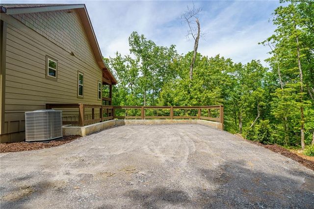148 Virginia Drive, Blue Ridge, GA 30513