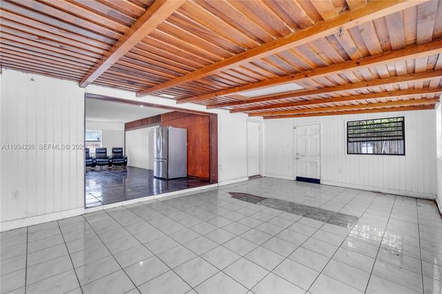 1361 NW 111th St, Miami, FL 33167