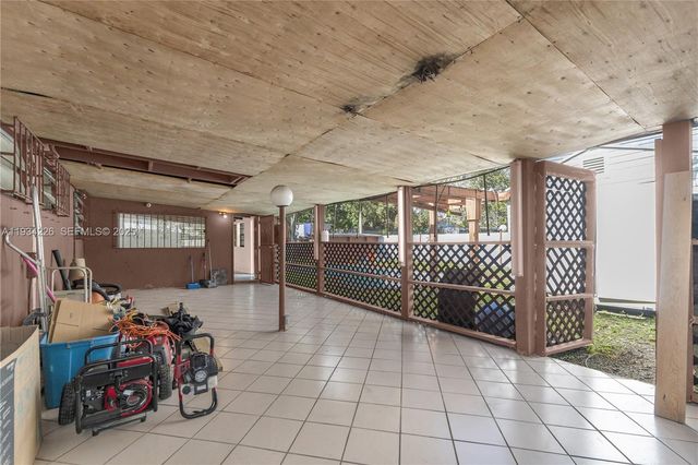 1361 NW 111th St, Miami, FL 33167