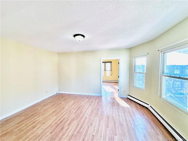 398 Park Street 3, New Britain, CT 06051