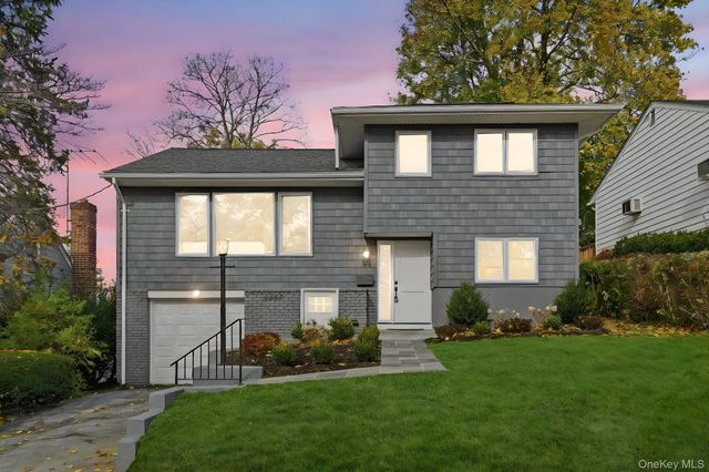 2222 Boston Post Road, Larchmont, NY 10538