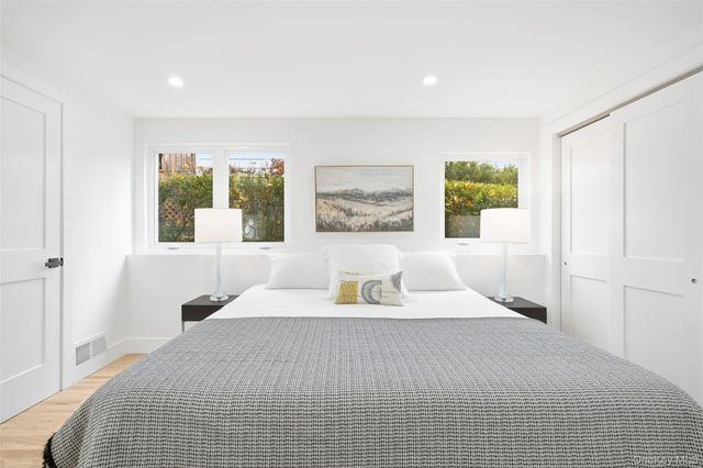 2222 Boston Post Road, Larchmont, NY 10538