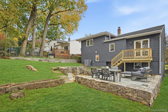 2222 Boston Post Road, Larchmont, NY 10538