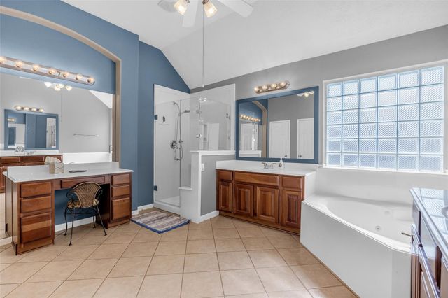 12807 Winding Manor Drive, Houston, TX 77044