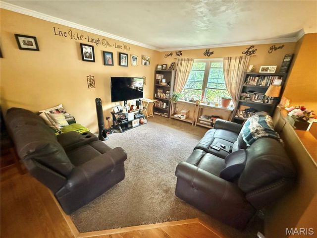 610 Walter Street, Farmington, MO 63640