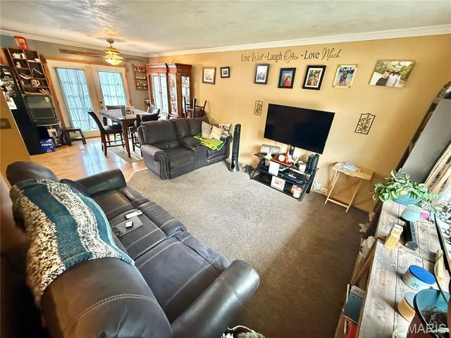 610 Walter Street, Farmington, MO 63640