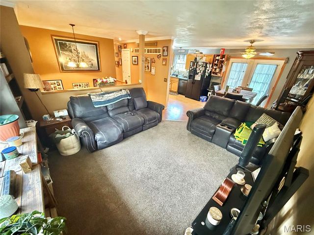 610 Walter Street, Farmington, MO 63640