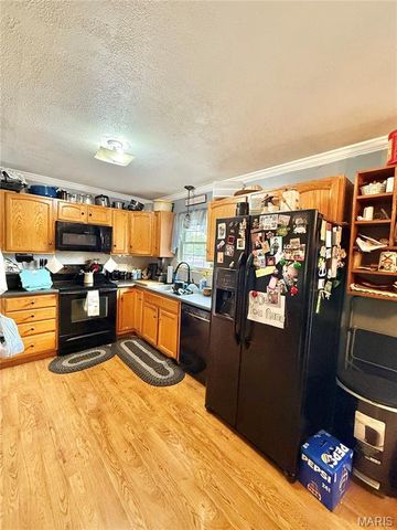 610 Walter Street, Farmington, MO 63640