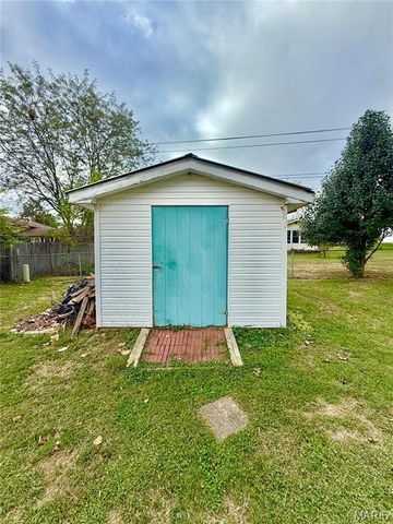 610 Walter Street, Farmington, MO 63640