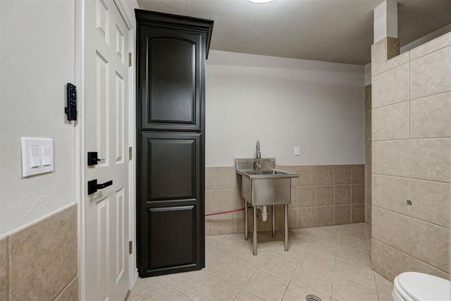 6565 220th NW Street, Okarche, OK 73762