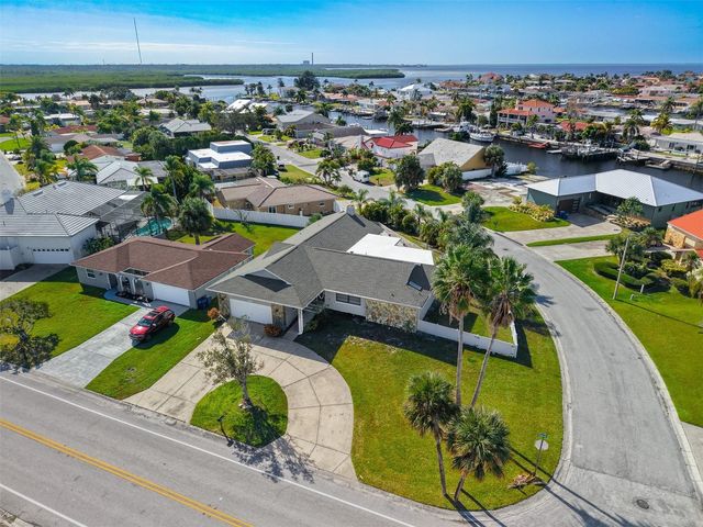 3848 TOPSAIL TRAIL, New Port Richey, FL 34652