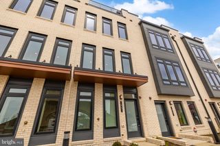 2608 OLMSTED CT NW, Washington, DC 20001