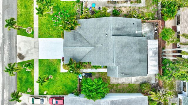 82 Baytree Circle, Boynton Beach, FL 33436