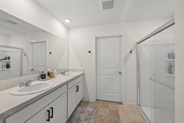 3790 Alledonia Drive, Grove City, OH 43123