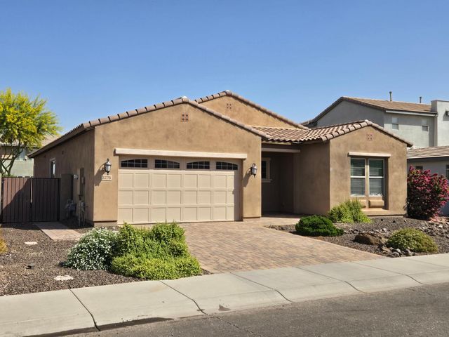 3276 E Orleans Drive, Gilbert, AZ 85298