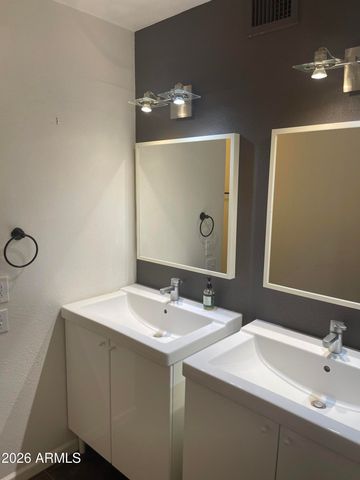 5618 S Rocky Point Road, Tempe, AZ 85283