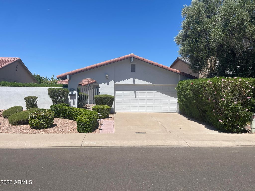 5618 S Rocky Point Road, Tempe, AZ 85283