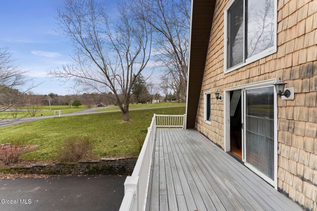 1 Keyes Lane, Brunswick, NY 12180