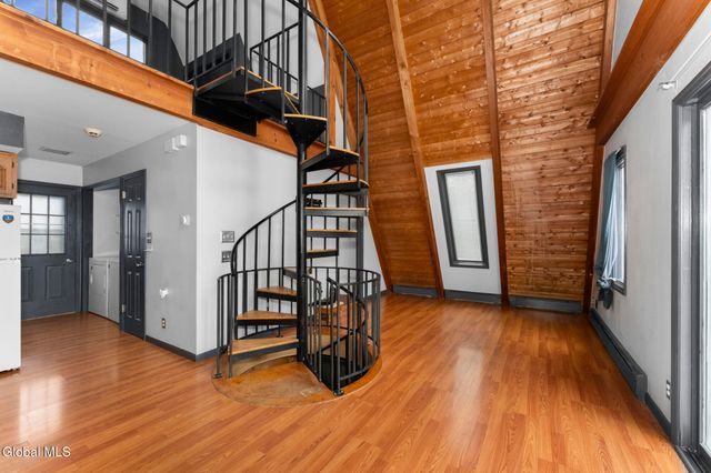 1 Keyes Lane, Brunswick, NY 12180