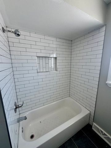 340 155th Place, Calumet City, IL 60409