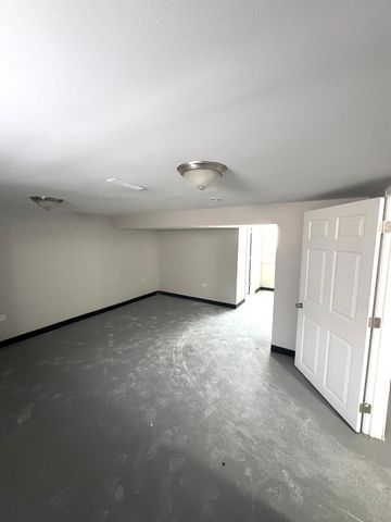 340 155th Place, Calumet City, IL 60409