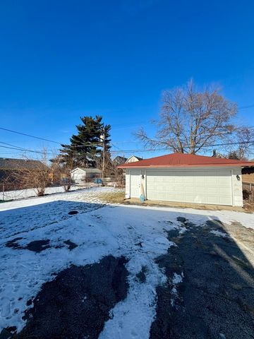 340 155th Place, Calumet City, IL 60409