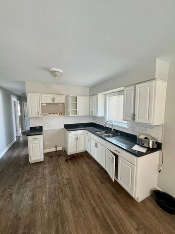 340 155th Place, Calumet City, IL 60409