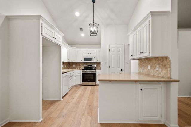 128 Ellis Court, Hot Springs, AR 71913
