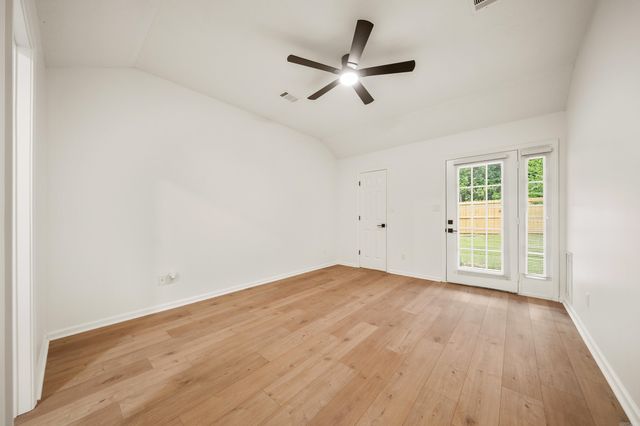 128 Ellis Court, Hot Springs, AR 71913