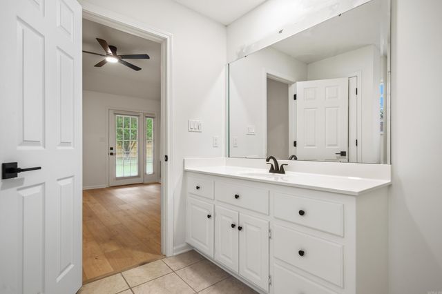 128 Ellis Court, Hot Springs, AR 71913