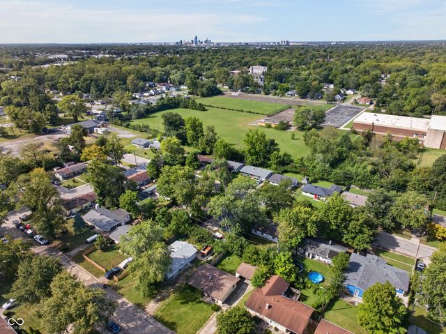 3125 Manor Court, Indianapolis, IN 46218