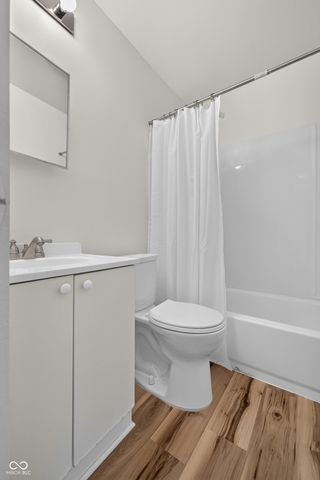 3125 Manor Court, Indianapolis, IN 46218