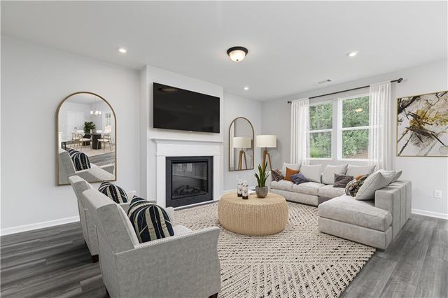 4348 Buttonwood Lane, Lilburn, GA 30047