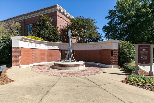 4348 Buttonwood Lane, Lilburn, GA 30047