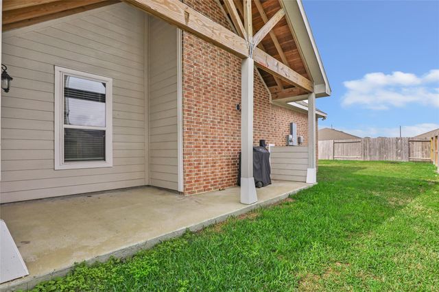 14823 Big Pine Lane, Baytown, TX 77523