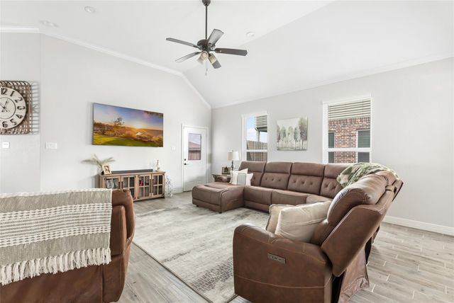 14823 Big Pine Lane, Baytown, TX 77523