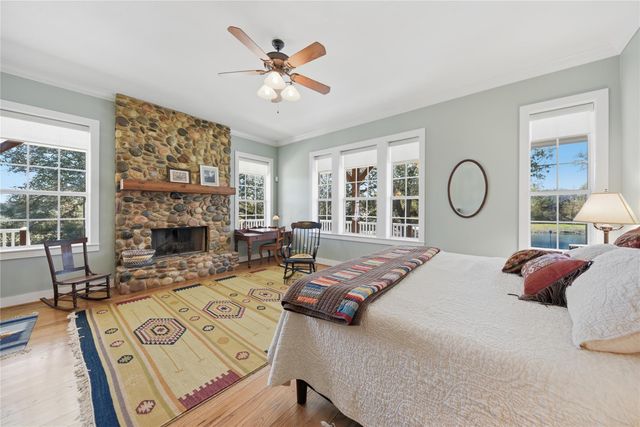 820 Candlelight Circle, Brenham, TX 77833